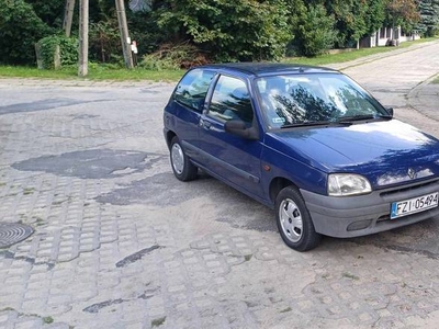 Renault Clio 1.2 benzyna mały przebieg