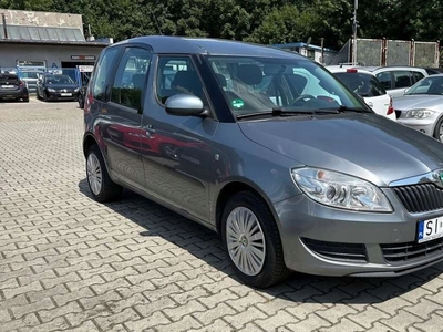 Skoda Roomster Mikrovan Facelifting 1.6 TDI CR DPF 90KM 2011