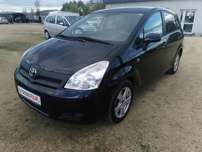 Toyota Corolla Verso E120 1.6 i 110KM 2007