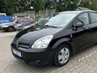 Toyota Corolla Verso E120 2.2 D-4D 177KM 2006