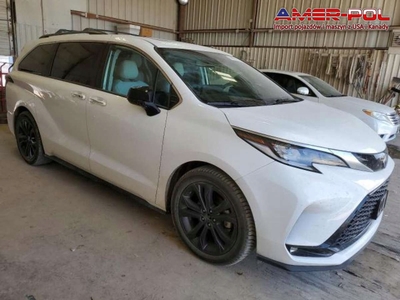 Toyota Sienna III 2022