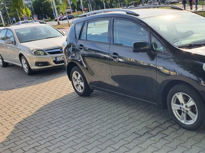 Toyota Verso Minivan 2.0 D-4D 126KM 2010