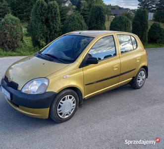 Toyota yaris 1.0 benzyna 1999r