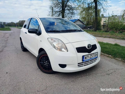 Toyota Yaris 1,0 !!