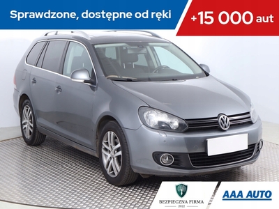 Volkswagen Golf VI Variant 1.6 TDI-CR DPF BlueMotion 105KM 2011