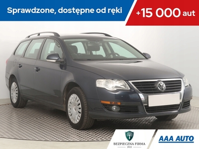 Volkswagen Passat B6 Variant 1.6 FSI 116KM 2007