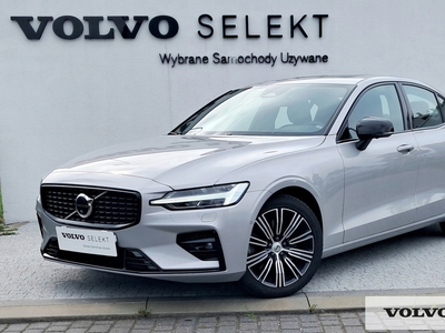 Volvo S60 III Sedan Facelifting 2.0 B5 250KM 2023