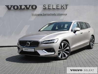 Volvo V60 II Kombi Facelifting 2.0 B4 197KM 2023