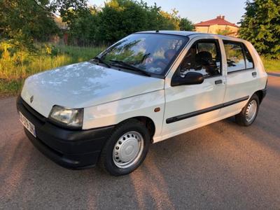 Używane Renault Clio - 15 900 PLN, 34 490 km, 1994