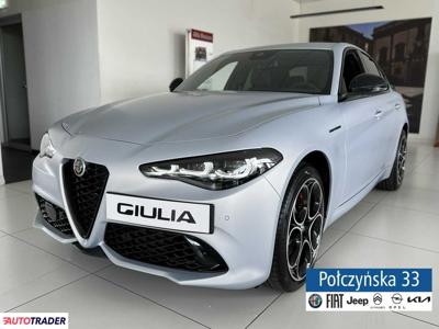 Alfa Romeo Giulia 2.0 benzyna 280 KM 2023r. (Warszawa)