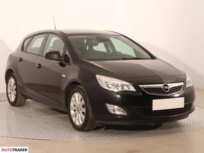 Opel Astra 1.4 138 KM 2010r. (Piaseczno)