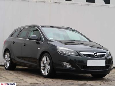 Opel Astra 1.7 108 KM 2012r. (Piaseczno)