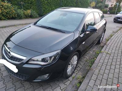 Opel Astra 2.0 CDTI 165KM Automat bixenon