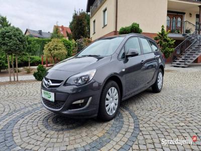 Opel Astra TYLKO 67500 km ! Sports Tourer , F VAT 23%, klim…