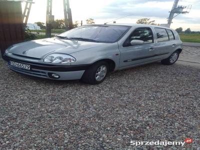 Renault Clio 2 initiale Paris