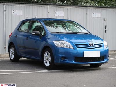 Toyota Auris 1.3 97 KM 2010r. (Piaseczno)