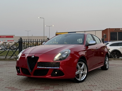 Alfa Romeo Giulietta 1.6 Wersja Sportiva Piękny kolor Competizione Rosso