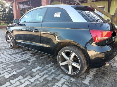 Audi A1 I (8X) 1.4 Benzyna Xenon LED