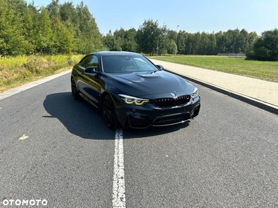 BMW M4 Coupe DKG Competition