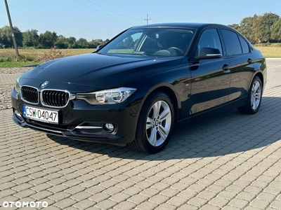 BMW Seria 3 318d Sport Line