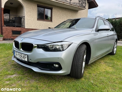 BMW Seria 3 318d Touring