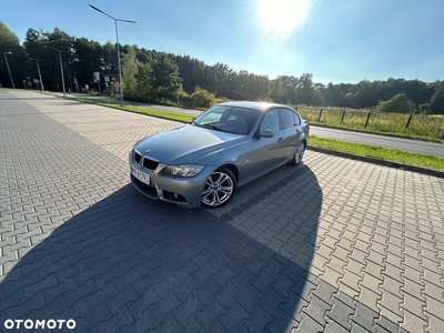 BMW Seria 3 320i