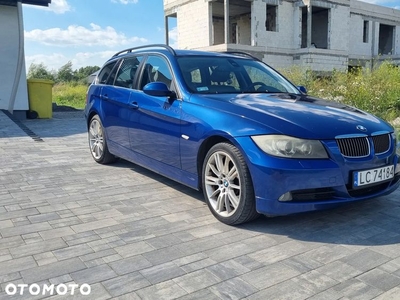 BMW Seria 3 325xi Touring