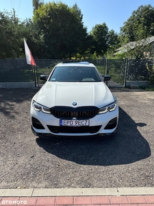 BMW Seria 3 330i xDrive M Sport