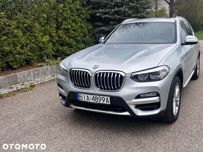 BMW X3 xDrive30i Luxury Line