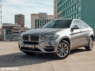 BMW X6 xDrive50i