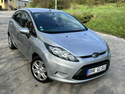 Ford Fiesta VII Ford Fiesta Opłacony Benzyna Klima Grzane fotele