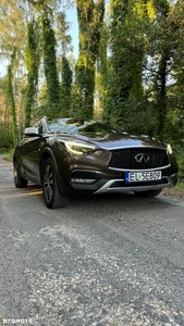 Infiniti QX30