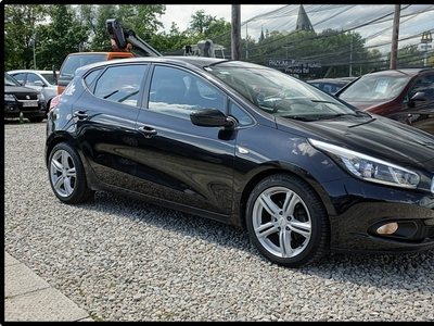 Kia Cee'd II 1.6CRDi 110KM* alu *nowe opony 4seasons* ks.serwis *grzana kierownic