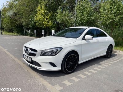 Mercedes-Benz CLA 180 7G-DCT