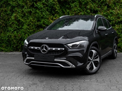 Mercedes-Benz GLA 200 Progressive