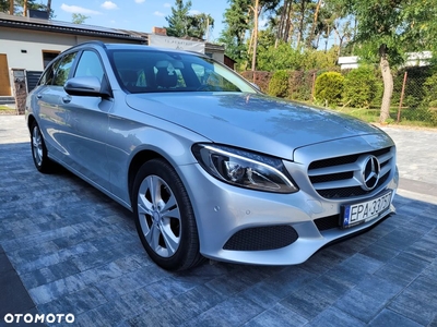 Mercedes-Benz Klasa C 220 d 9G-TRONIC