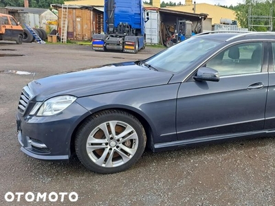 Mercedes-Benz Klasa E 350 T CDI DPF BlueEFFICIENCY 7G-TRONIC