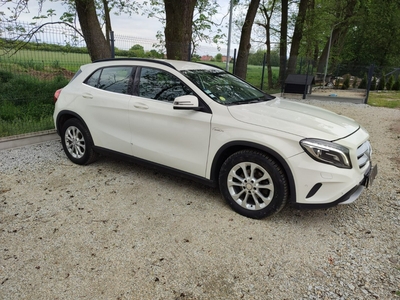 Mercedes-Benz Klasa GLA Mercedes-Benz GLA 200 CDI 4Matic 7G-DCT