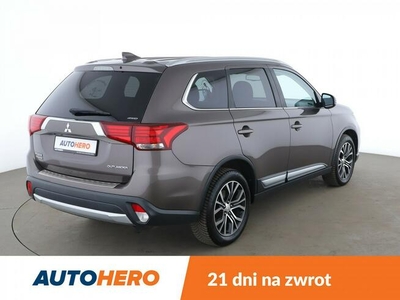 Mitsubishi Outlander automat /4x4/ grzane fotele/ ks.serwisowa /Bluetooth /kamera/ tempomat