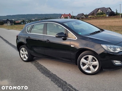 Opel Astra 1.4 Turbo Cosmo