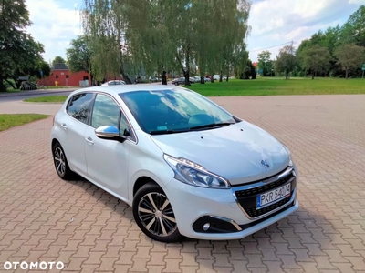 Peugeot 208 1.2 PureTech Allure S&S EAT6