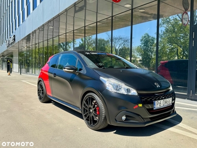 Peugeot 208 THP STOP & START GTi by Sport