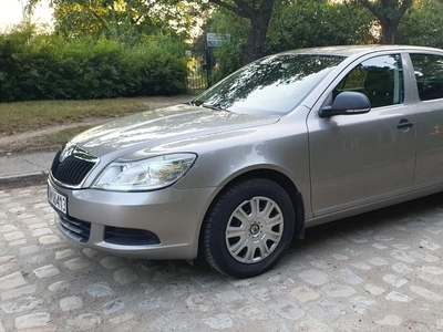 SKODA OCTAVIA POLSKI SALON