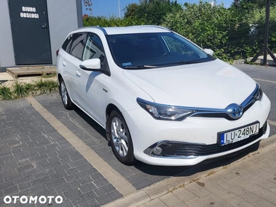 Toyota Auris Hybrid 135 Prestige