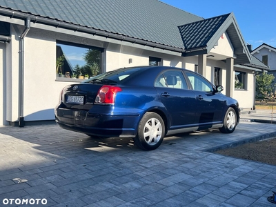 Toyota Avensis 1.8 VVT-i Sol