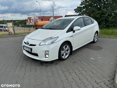 Toyota Prius (Hybrid)