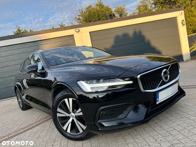 Volvo V60 D4 AWD Geartronic Momentum Pro