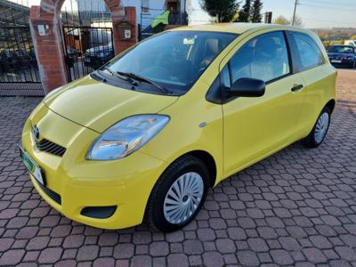 Używane Toyota Yaris - 13 700 PLN, 235 700 km, 2010