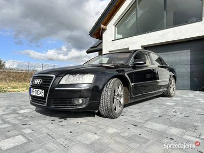 Audi A8 super stan