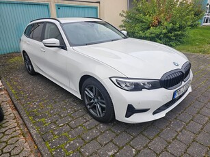 BMW Seria 3 318d Luxury Line